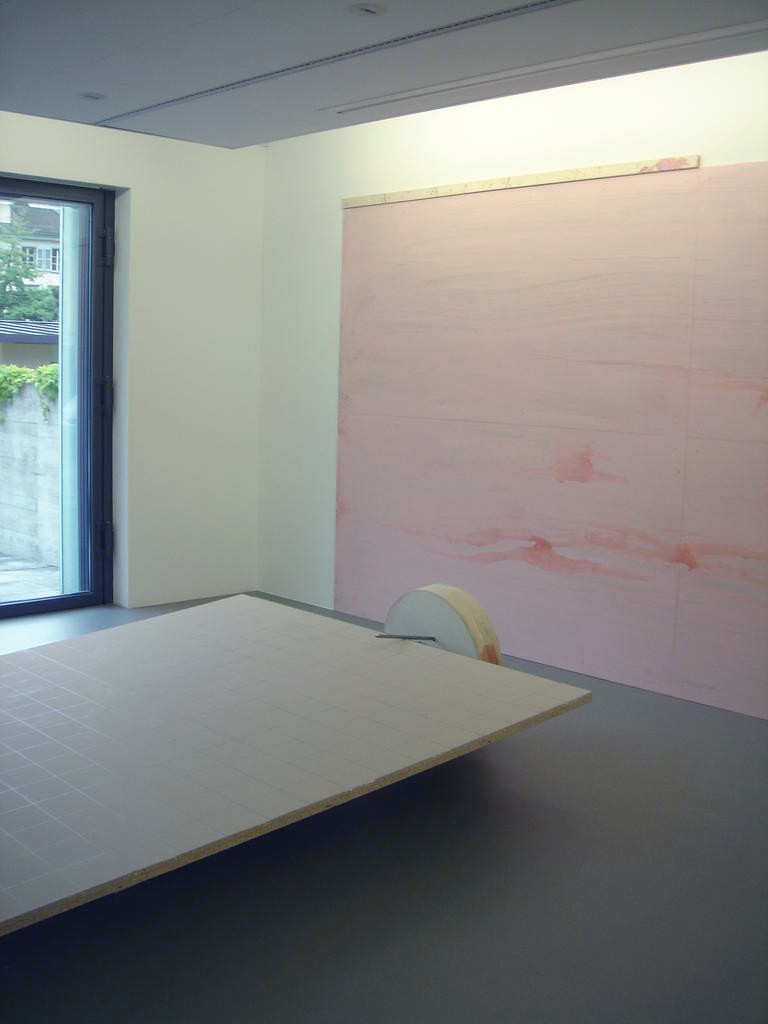 2009, Acryl, Dispersion und Bleistift auf Spanplatte, Sperrholz und Holz, Eisen