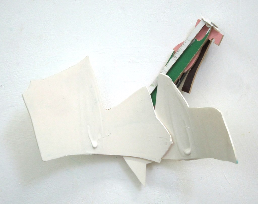 2012, Acryl auf Kunststoff und MDF, 22 × 28 × 95cm